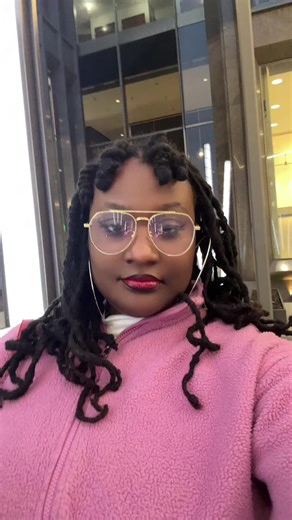 Like why do you care? And it be people I don’t even know most of the time. #blackgirltiktok #dating