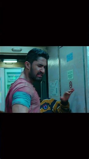 Kill Movie Emotional Train Scene | Hero Injured But Unstoppable