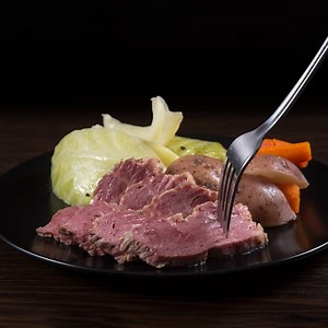 118K views · 271 reactions | Get ready for St. Patrick's Day with some good old Corned Beef & Cabbage in the IP! ☘  Recipe | pressurecookrecipes.com/instant-pot-corned-beef | Amy + Jacky - Pressure Cook Recipes | Facebook