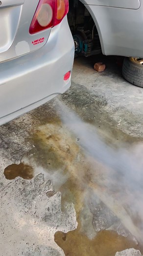 Catalatic Converter Wash With Cleaner 03088734241/03237926194 #alsharifauto #fuelavarage #pakwheels #workshop #fix #carmaintenance #shani #hafizabad #hafizabad #overheat #foryou #missing #clutchplate #chek #catalyticconverter | Al Sharif Auto Care