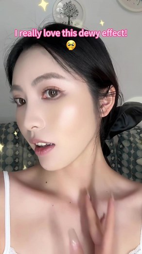 I really love this dewy effect!!! #highlightertutorial #highlighterhackmakeuprtutorial #coolhighlighter