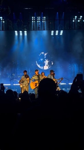 Dierks Bentley meets bluegrass 👏👏👏 | Country Now