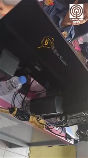 NAWAWALANG BRIDE-TO-BE NATAGPUAN NA EXCLUSIVE: Buhay at nasa estasyon na ng pulis sa Pangasinan ang missing bride-to-be na si Sherra De Juan at sumasailalim na siya sa interview. (📷: Contributed video) | via Jeff Caparas, ABS-CBN News | ABS-CBN News
