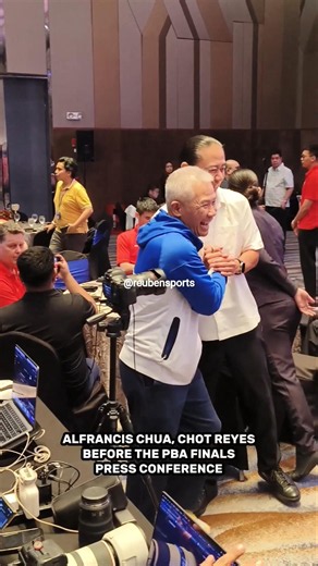 Chot Reyes, Alfrancis Chua before the PBA finals press conference