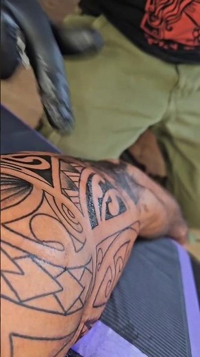 J’ai eu la chance incroyable de faire un #tatouage Māori traditionnel 🖤 #maori