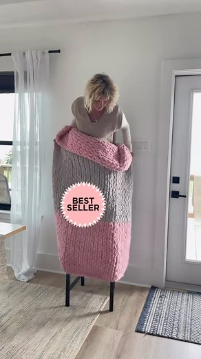 Helle on Instagram: "Blanket size chart and how many skeins (bundles) for each blanket. #sizechart #blankets"