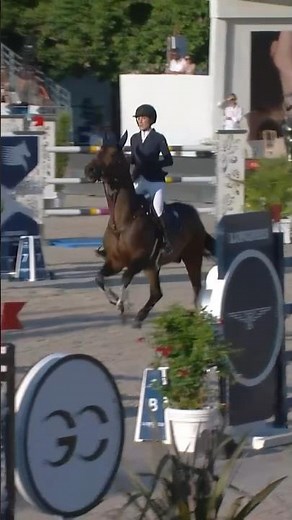 Jessica Springsteen is through to the Paris Grand Prix jump off!