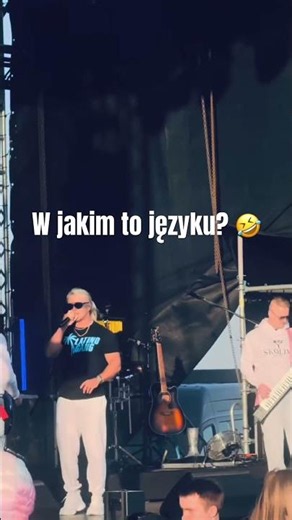 Skolim śpiewa we własnym języku 🤣 #skolim #skolim #viralvideo #fyp #festival #poland #dc #shorts