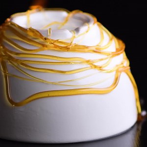 12M views · 61K reactions | These 10 creative garnishes are easy like Sunday morning  | MetDaan Cakes | Facebook