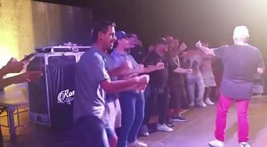 14K views · 577 reactions | G R A Z I E ❤️ NOLA ❤️ Per avere GIGIONE,JO DONATELLO e MENAYT alle tue feste di piazza , Matrimoni , Compleanni cene spettacolo e pranzo CHIAMA 3391974315– 0818584793–3484549242. | Gigione | Facebook