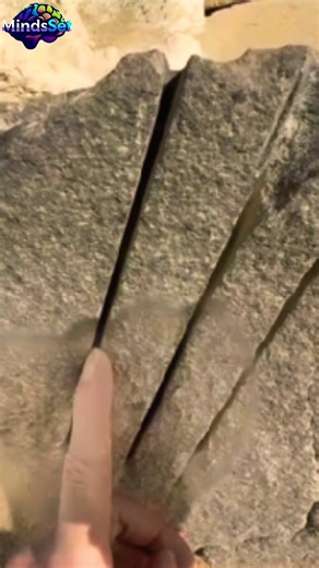 Proof of lost HighTech at Giza plateau in Egypt? #ancient #mystery #hightech #gizaplateau #pyramids