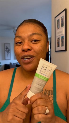 Cydney Carter on Instagram: "#CLnPartner keeping @clnskincare in my shower routine for the last year or so has been a complete benefit to my flare care 🙌🏾 if you have yet to try the #dabmethod please don’t hesitate to grab you some with the 🔗 in my stories! • • #clnskincare #Hidradenitissuppurativa #hswarrior #hsawareness #hidradenitissuppurativawarrior #socialcydd #livingwithhs #showerroutine #flarecare"