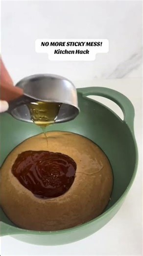 Here’s a super handy kitchen hack to make your recipes easier—especially when dealing with sticky