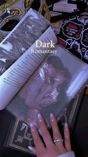 There’s a difference #booktok#vampireromance#vampirebooks#darkromance#shorts#bookrecommendations