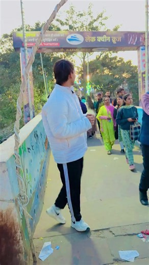 Best public reaction🥰🔥❤️👀 #trending #viralchallenge #trendingstunt #foryoupage #publicreaction