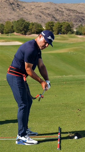 Understanding Center of Mass = Better Ball Striking. Martin breaks down one of the most important keys to consistent contact, learning how to manage your club’s center of mass using the Tour Striker Swing Trainer. Great players like Rory McIlroy master this by keeping a wide swing circle and embracing the resistance that builds structure and power. ✅ Train your body to feel proper width and control ✅ Learn to embrace resistance for more efficient movement ✅ Build a consistent, powerful delivery