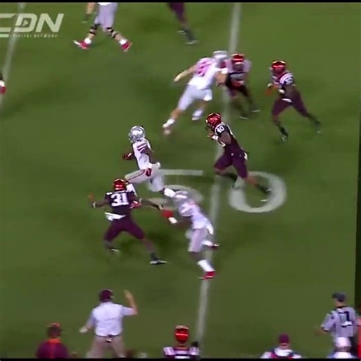 667K views · 10K reactions | The play that broke the internet 爛 - Via// espn | Buckeye Talk | Facebook