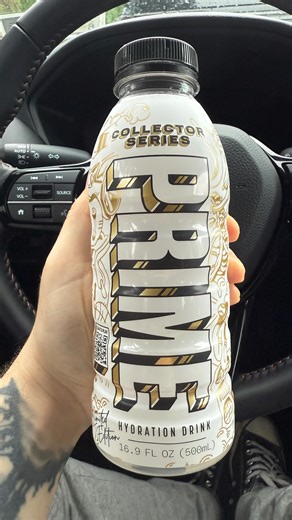 Prime Collector Series taste test! 🛒Get it at stores that carry the Prime brand(Walmart, 7Eleven, Target..) (Thanks @drinkprime #gifted ✊🏻) #prime #tastetest #primecollectorsseries #teamchubster #noms #yum #mmm #beveragetok #hydration #foodtok #foodtiktok #teamchubster #review | Markie_devo