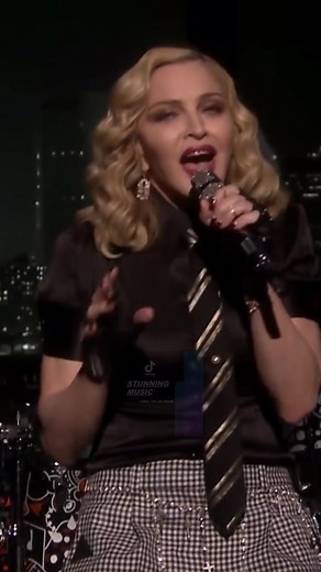 Sᴛᴜɴɴɪɴɢ Mᴜsɪᴄ on TikTok