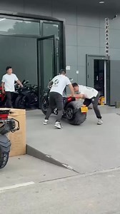 Motorla Takla Açan Genç! #araba #modifiye #motorsiklet | Genel kültür