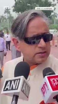 'No logic in lathi charge on peaceful protest': Shashi Tharoor
