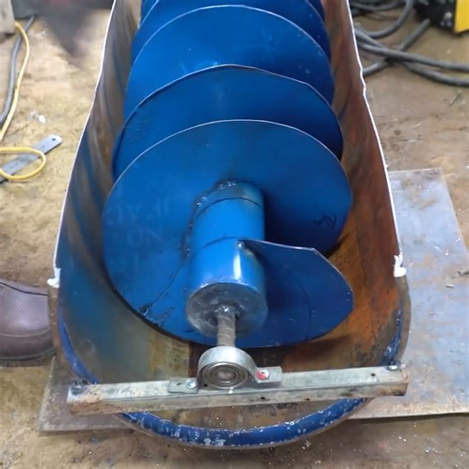 3.9M views · 9.7K reactions | Building a Mini Hydroelectric System Harnessing Power with a Screw Turbine | DIY & Crafts | Facebook