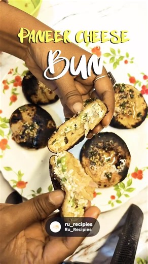 Pizza Cheese Bun Recipe | Soft, Cheesy & Easy Snack at Home