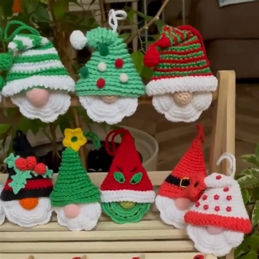 269 reactions · 47 shares | ✨ Create your own Advent Calendar of 24 Christmas Gnomes — each one unique and full of festive cheer! Perfect for decorating, gifting, or counting down to Christmas in handmade style.  Easy-to-follow crochet pattern PDF – download instantly! | Charmiing patterns | Facebook