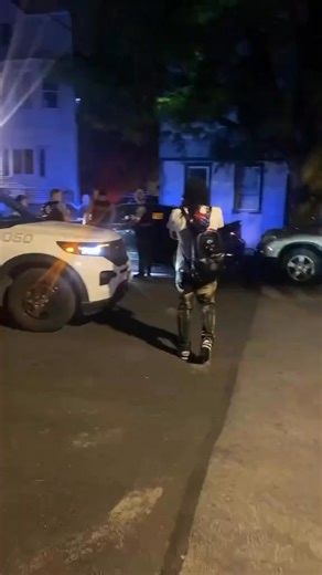 273K views · 1.2K reactions | Chicago police officers were seen trying to break the driver side window of a car while a large crowd gathered around them. | Substance News | Facebook