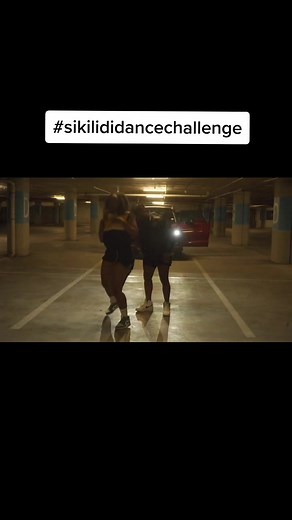 Sikilidi Dance Battle: DJ Tira x Dladla Mshunqisi ft. Sizwe Mdlalose