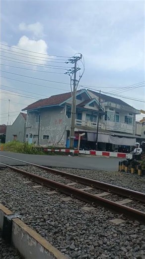 The railway crossing will be closed..