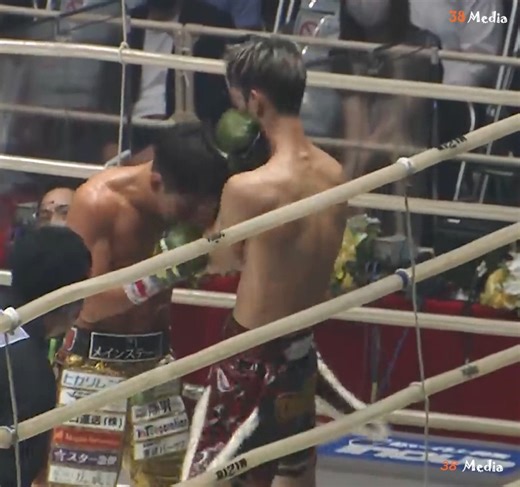 extraordinary energy of the Japanese 👊👊 The most exciting boxing match I have ever seen 🙌🙌 | SFB