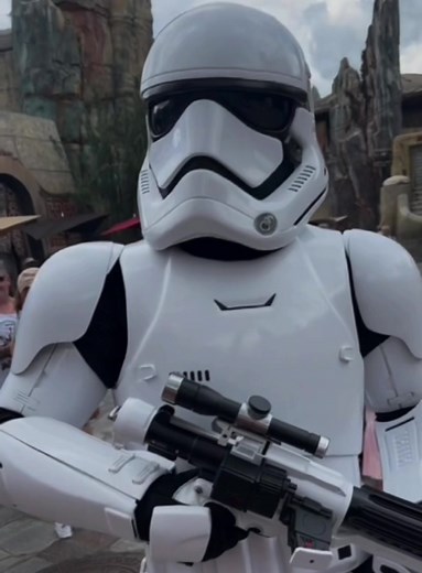 They so silly 😭•|@Funny dogs 💁🏼11 #stormtrooper #starwars #disneyworld #usaus #foryou #edit #viral