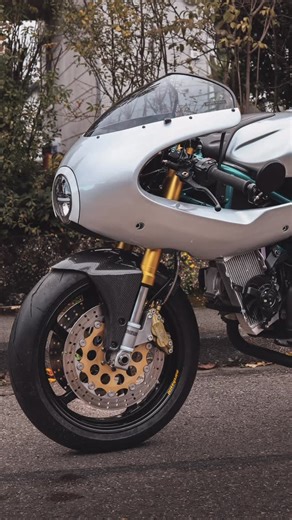 BikeBound ™ Custom Motorcycles on Instagram: "Ducati “Paolo Accorto” ST2 from @mr.ludolf of @rindperformance. “I built the bike for myself because an MH900 or a Paul Smart LE was too expensive... Since I’ve always liked the proportions of the Ducati MH900, I decided to build a mix between the Paul Smart Ducati and the MH900.” Side-mounted radiator, S2R swingarm and wheels, Probrake clip-on bars, café racer-style tail section with alcantara seat, Paul Smart front fairing, 2-into-1 exhaust, LED li
