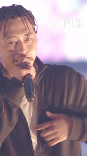 フジタイトのクレヨンパフォーマンス