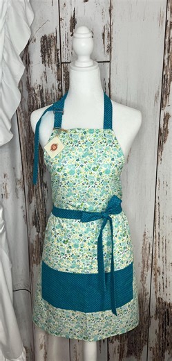 Floral Print Cotton Apron With Pockets: Adjustable Kitchen Apron - Etsy