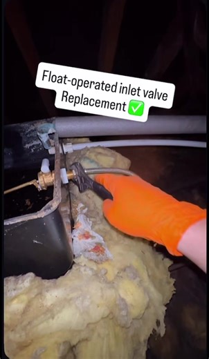 Client reported loud noise from the pipework when using the shower. Upon inspection, a faulty float-operated inlet valve (ballcock) was identified, replaced, and the system was tested and left fully operational. #fyp #viral #plumbing #trending #london