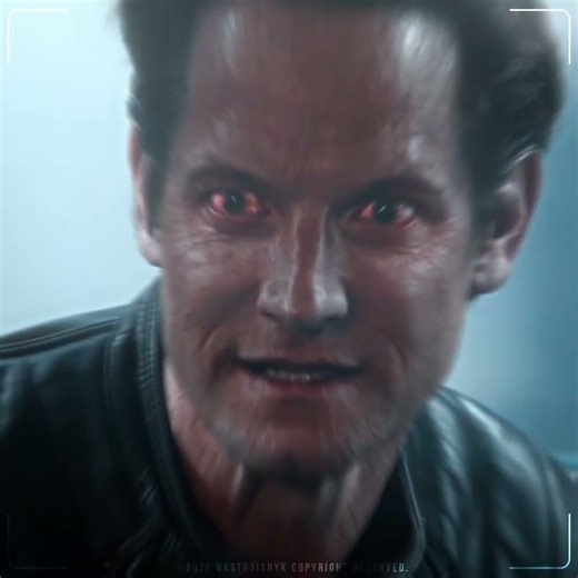 You’re moving in slow motion to me - Reverse flash(Matt) edit⚡️| The flash | Versatile #shorts