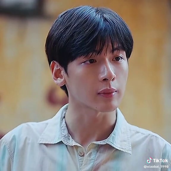 ความรักในวัยเรียน: จีบแม่ค้าขายไข่