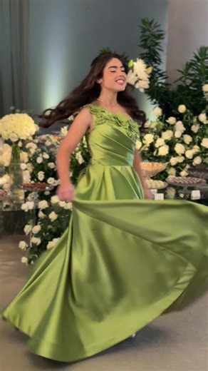 Os vídeos de gabrielativo (@gabriela_tivo) com nhạc nền - Anonii - Yud