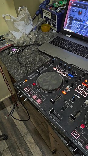 DENON DJ CONTROLLER REPAIRING . . . . #denondj #djcontroller | DJ Light and Tips | Facebook