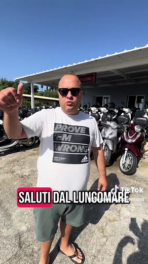 Noleggio scooter a Corfù: prezzi e modelli migliori