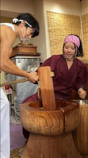 Sweet mochi that you must eat when you go to Kyoto, Japan!!!