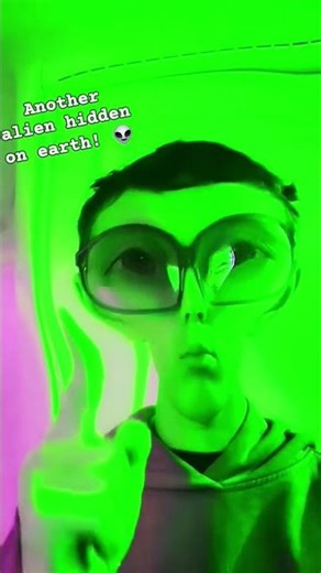 another Alien hidden on earth! 👽 #funny #alienremix #scary #music #horror #comedy #tragedy #gaming