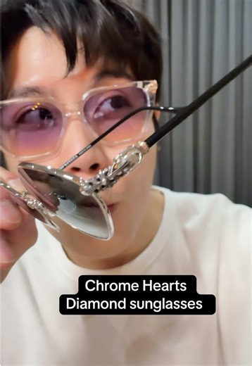 New แว่นกันแดด Chrome Hearts Diamond sunglasses (50mm) พร้อมส่ง 41,900.- #chromeheartsthailand #tiktoklooks #fashiontiktok #คลาสแฟชั่น #แว่นกันแดด