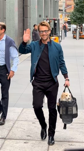 384K views · 5.4K reactions | Glen Powell & His Puppy Out in NYC Promoting New Comedy Series “Chad Powers” #glenpowell #chadpowers #hulu #afrazexplores #newyork #nyc #entertainment Glen Powell | Afraz Explores | Facebook