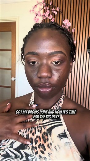 Join Jennay as she gets ready for graduation 🎓