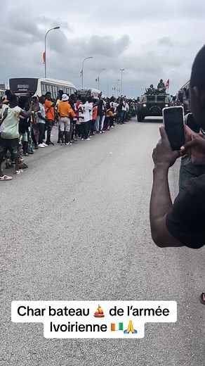 Découverte des chars bateau de l'armée de Côte d'Ivoire