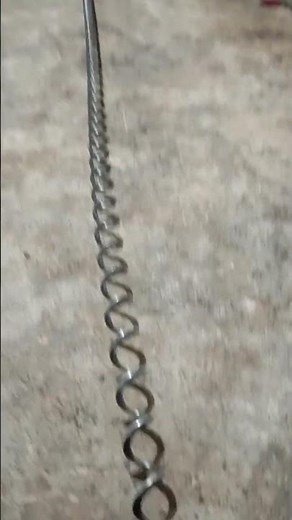 Auger of automatic feeder in poultry nutrition