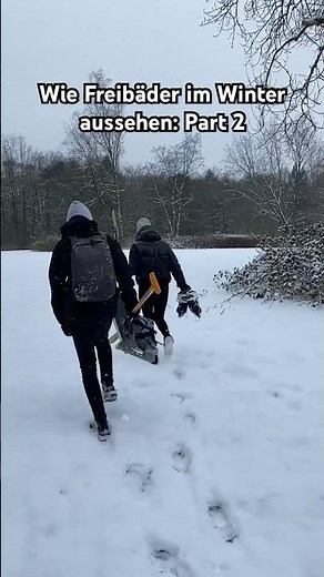 Eishockey im FREIBAD??🥶